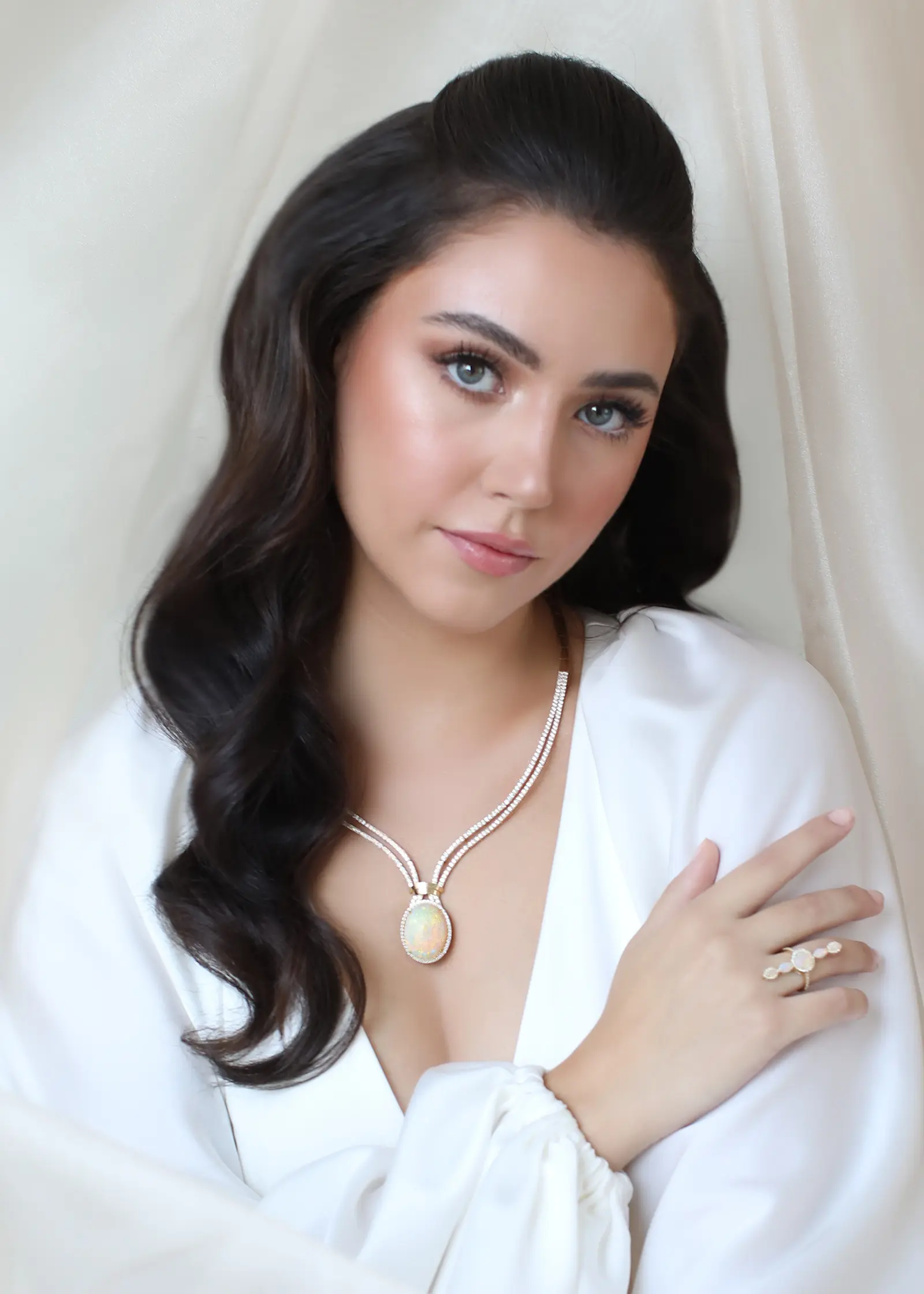 Model wearing Parle Light Opal Necklace and Ring